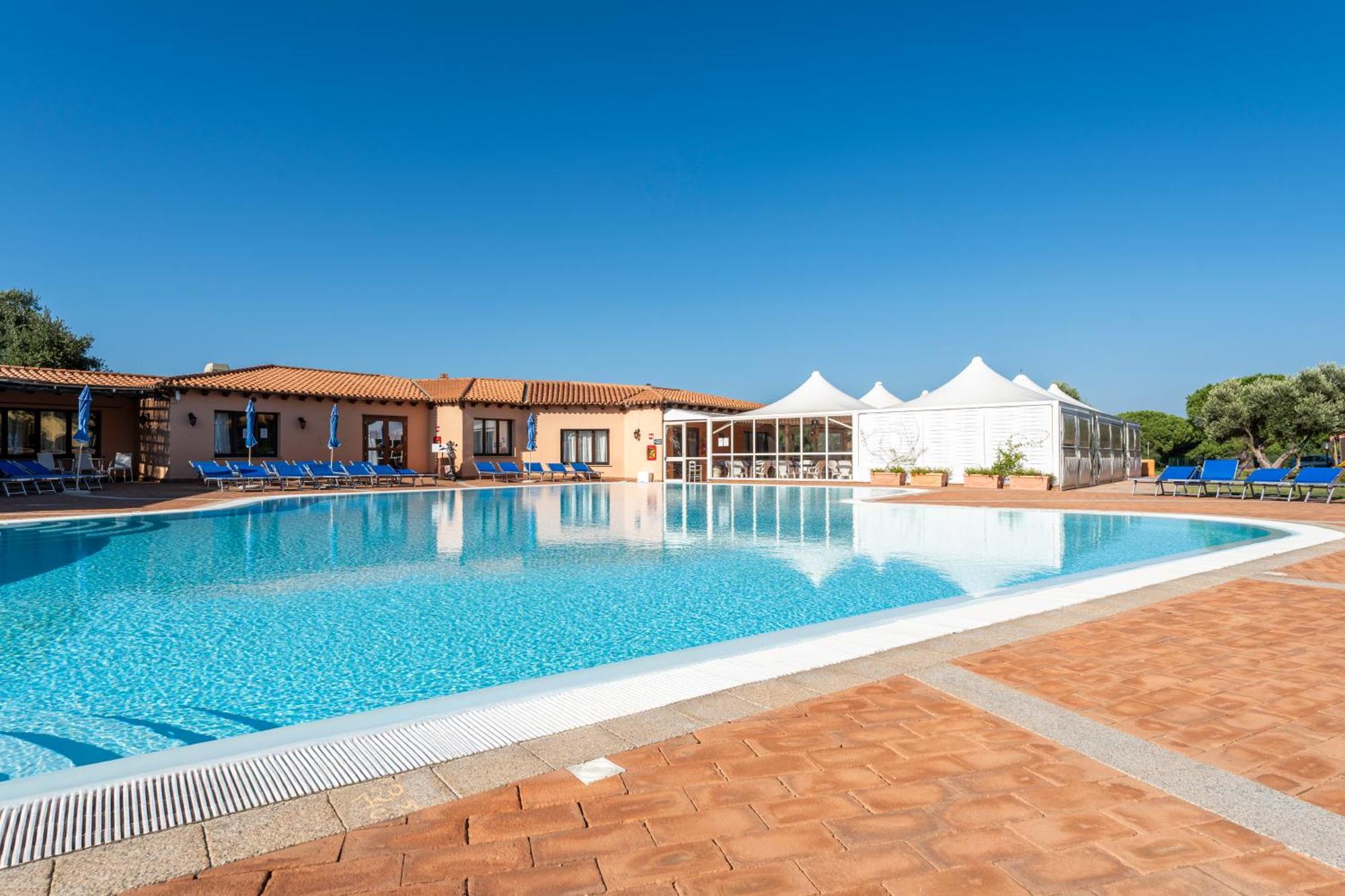 Residence Baia Dei Mirti Vignola Mare Экстерьер фото